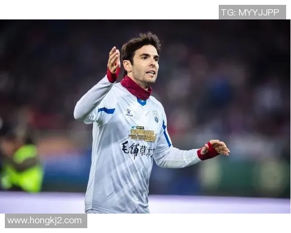 武汉足球明星足球赛门票热销球迷狂欢期待精彩对决